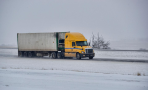 Winter 11R24.5 truck tire